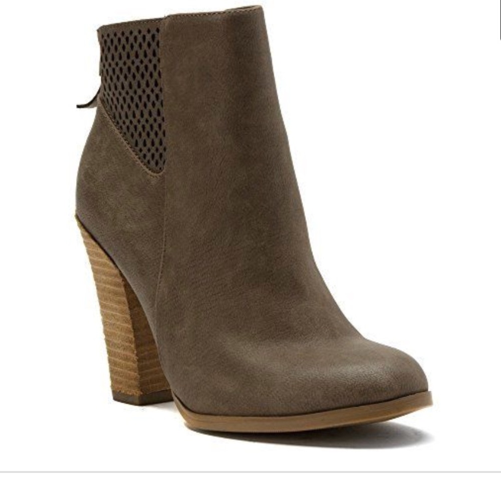 Never worn taupe ankle booties